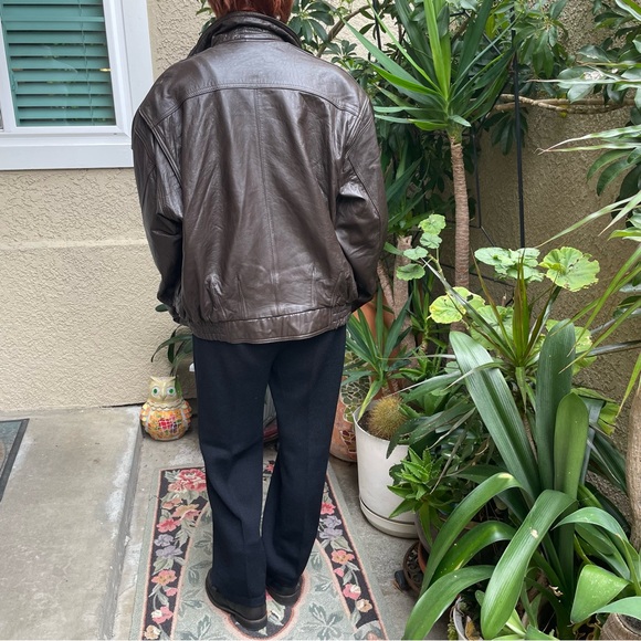 Vintage 90’s brown SAXONY leather oversized jacket - Picture 9 of 16